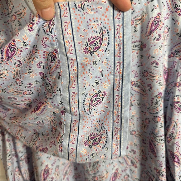 J. Jill v-neck top, 3/4 length sleeves, 100% cotton. Size L. - Picture 4 of 8